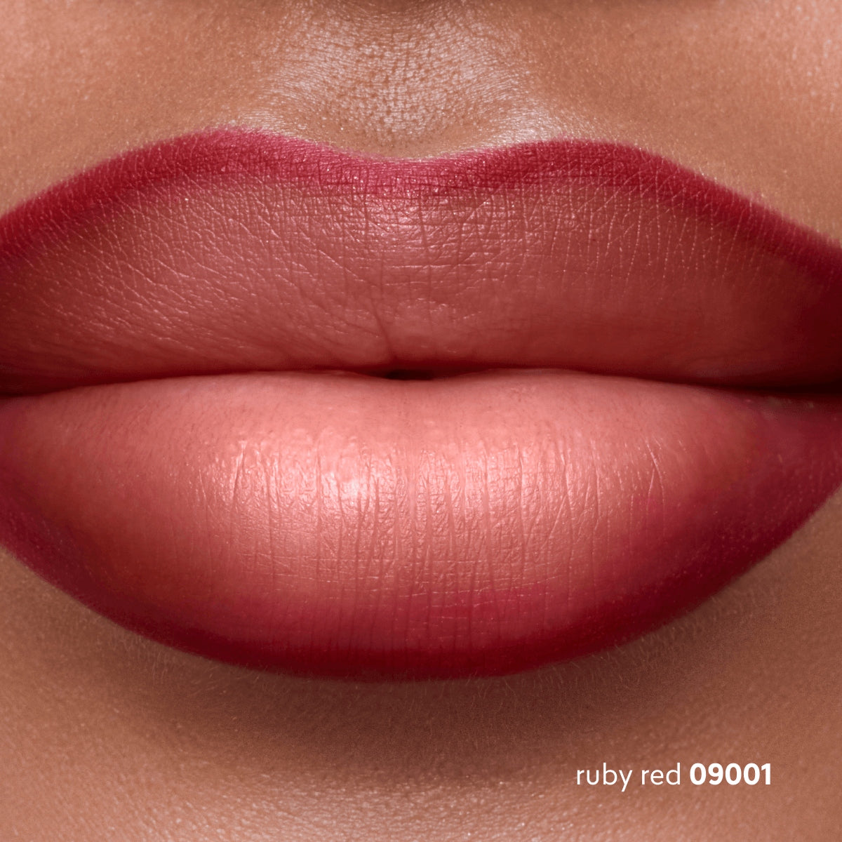 RETRACTIL PARA LABIOS CYZONE - MATE LIP LINNER