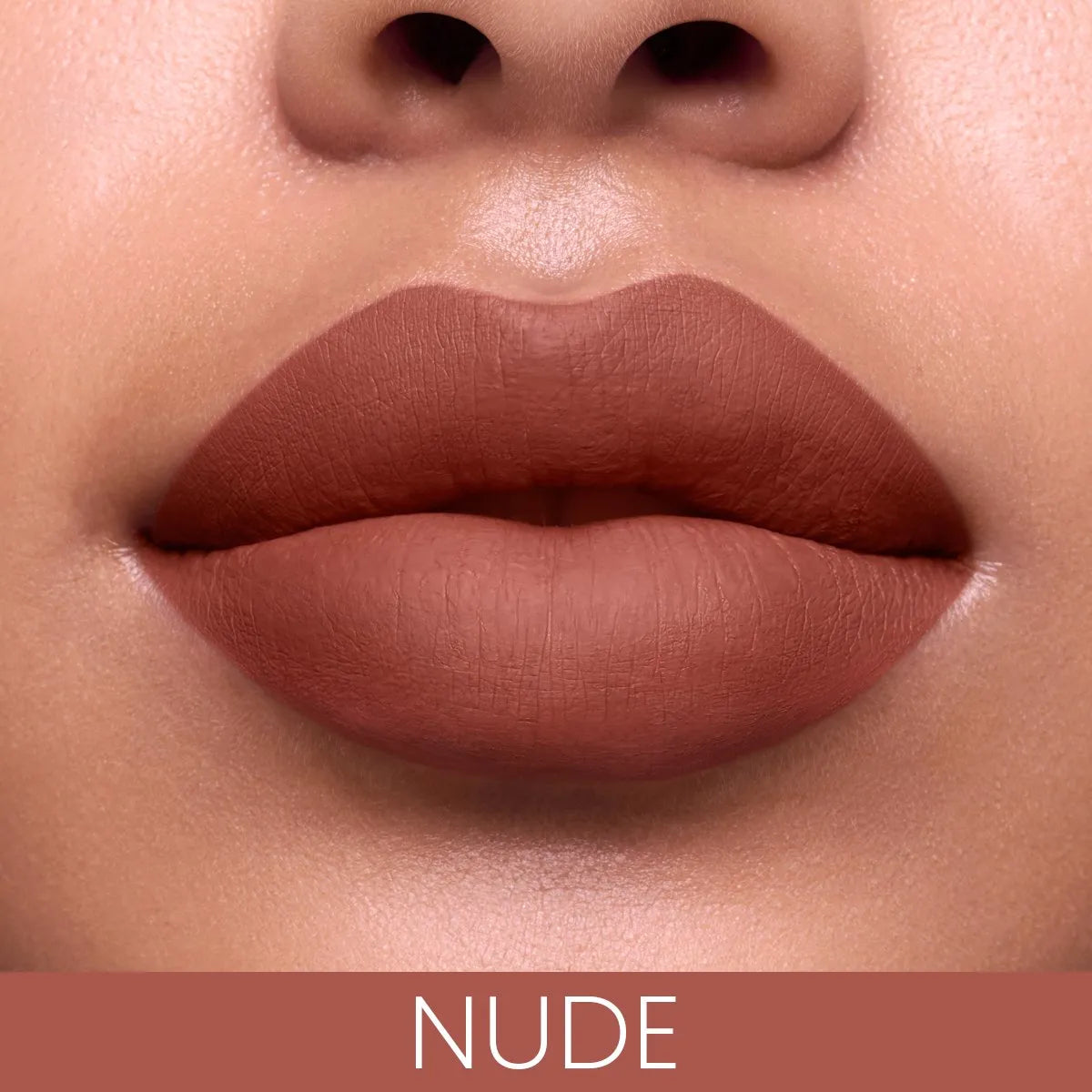Elige entre +20 Tonos de labial mate larga duración Cyzone